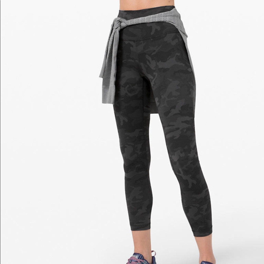 Lululemon wunder train